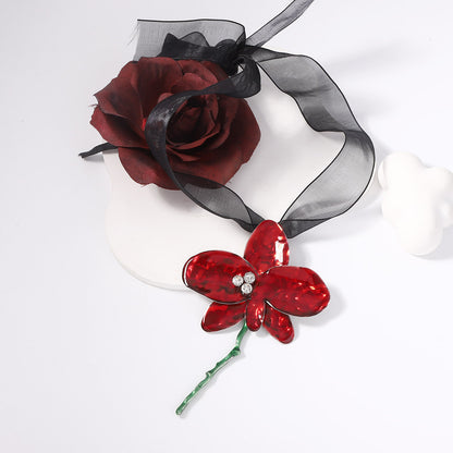 Käsintehty vintage Kaulakoru