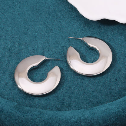 Elegantti Korvarengas jokaiseen tilaisuuteen