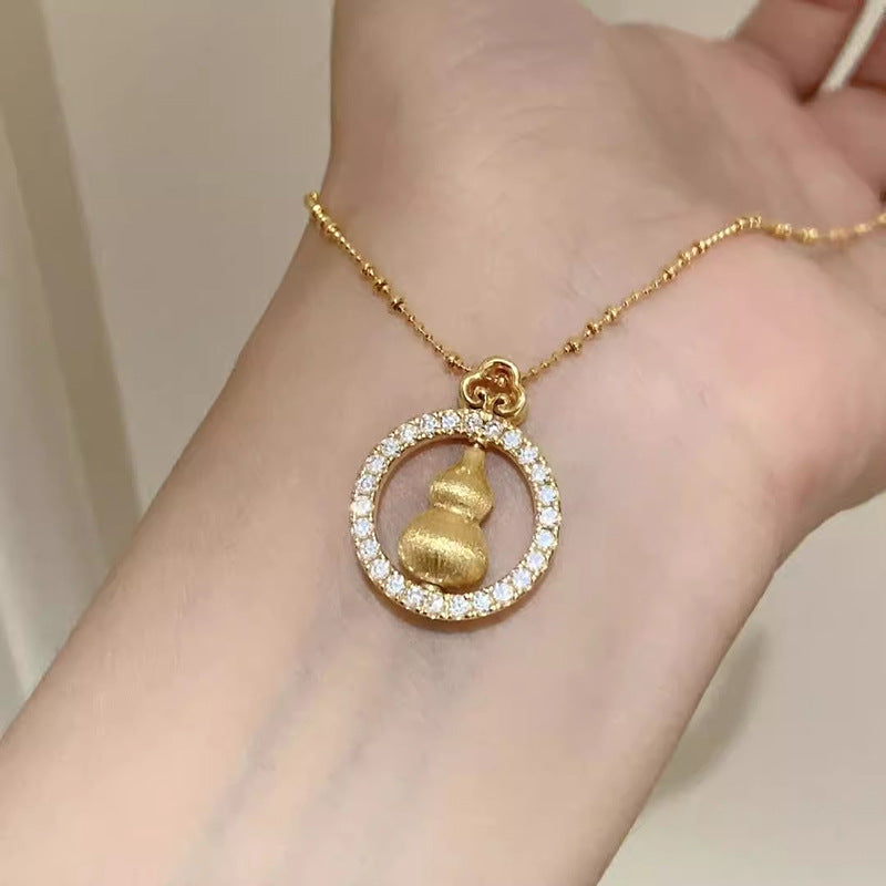 Herkkä käsityö Kulta Kaulakoru