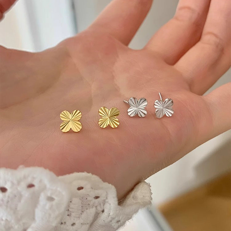 Hurmaava Korvarengas jokaiseen tilaisuuteen