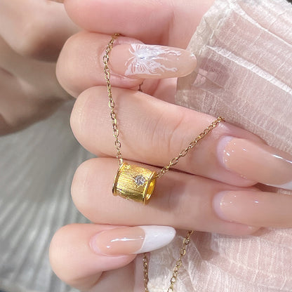 Elegantti Koru jokaiseen tilaisuuteen