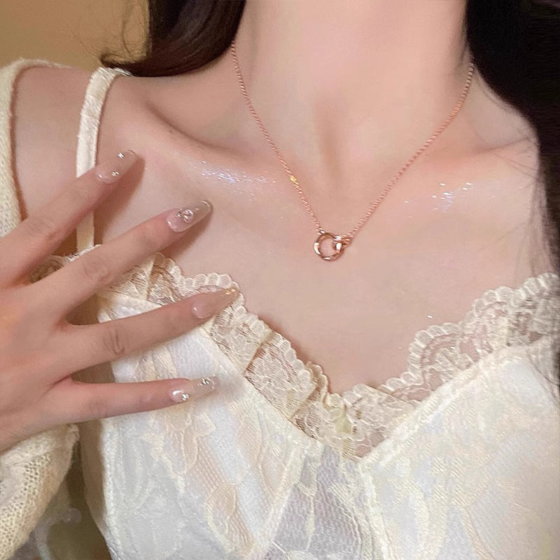 Romanttinen Kaulakoru erityisiin hetkiin