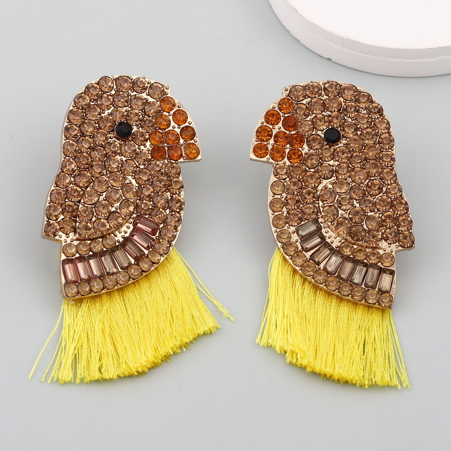 Käsintehty vintage Korvarengas