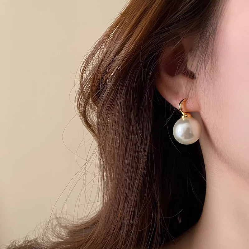 Herkkä käsityö Helmi Korvarengas