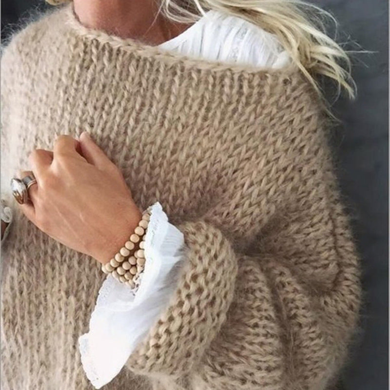 Well Tailored Sweater with a Graceful Silhouette