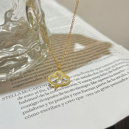 Herkkä käsityö Kaulakoru