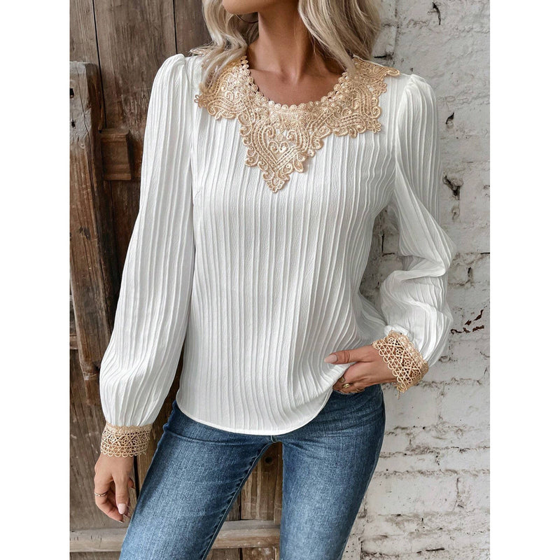 Effortlessly Elegant Blouse with a Timeless Design