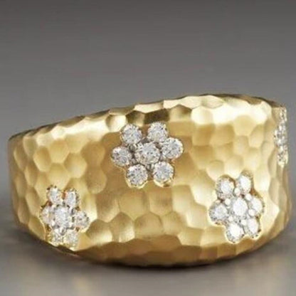 Kaunis Koru ainutlaatuisella tyylillä