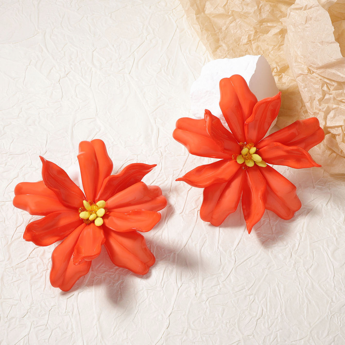 Hurmaava Korvarengas jokaiseen tilaisuuteen