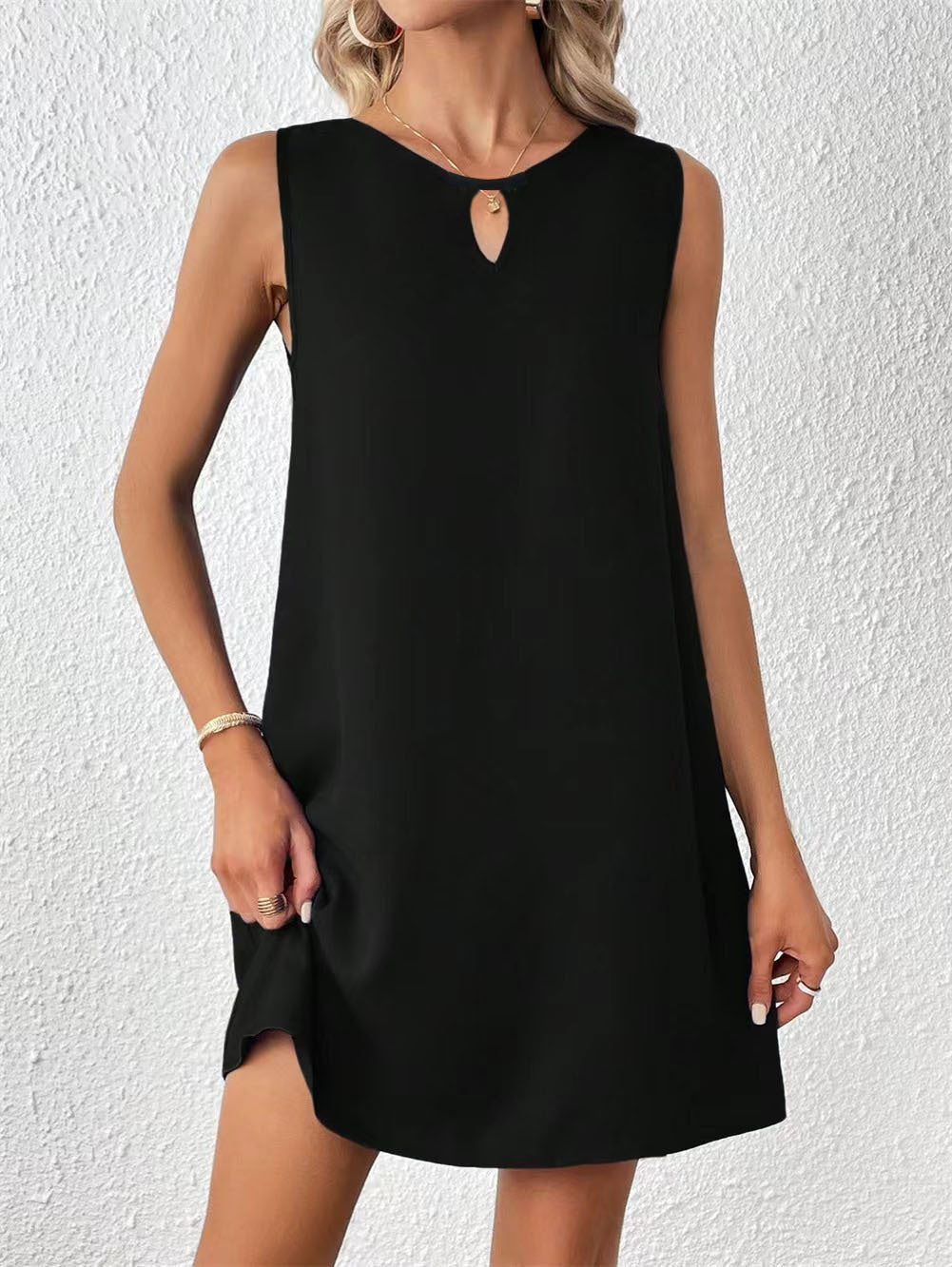 Polished Dress with an Effortless Classic Look