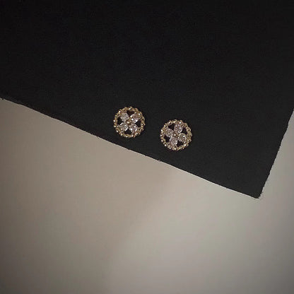 Elegantti Korvarengas jokaiseen tilaisuuteen