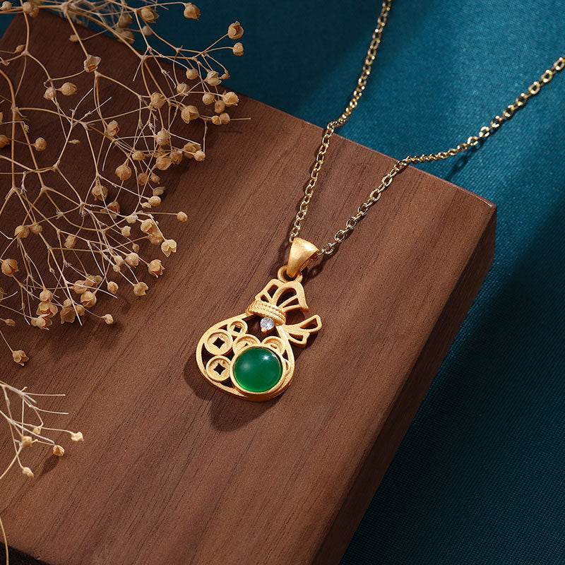 Romanttinen Kulta Kaulakoru erityisiin hetkiin