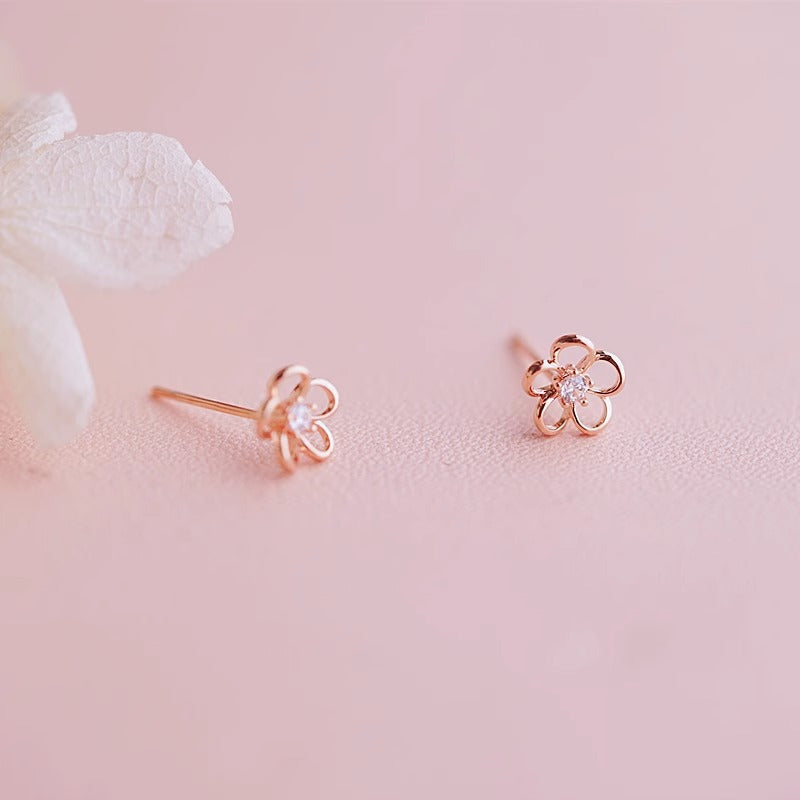 Elegantti Korvarengas jokaiseen tilaisuuteen