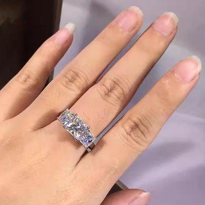 Elegantti Sormus jokaiseen tilaisuuteen