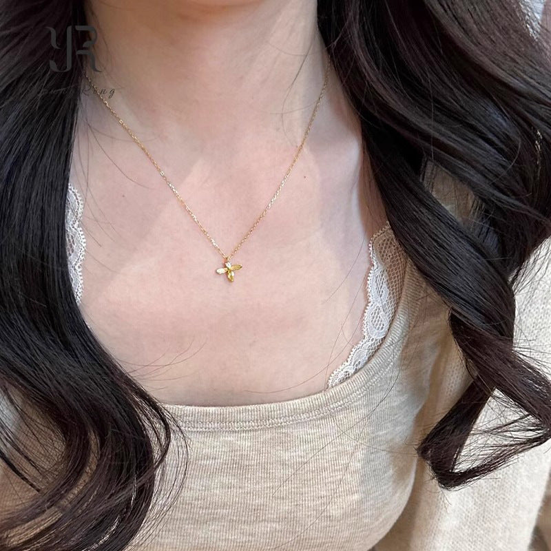 Hurmaava Koru jokaiseen tilaisuuteen