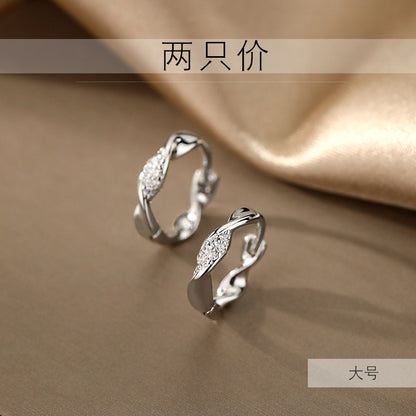 Elegantti Korvarengas jokaiseen tilaisuuteen