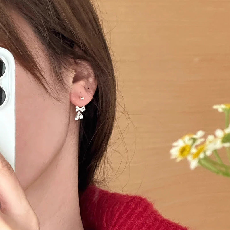 Kaunis Korvarengas ainutlaatuisella tyylillä