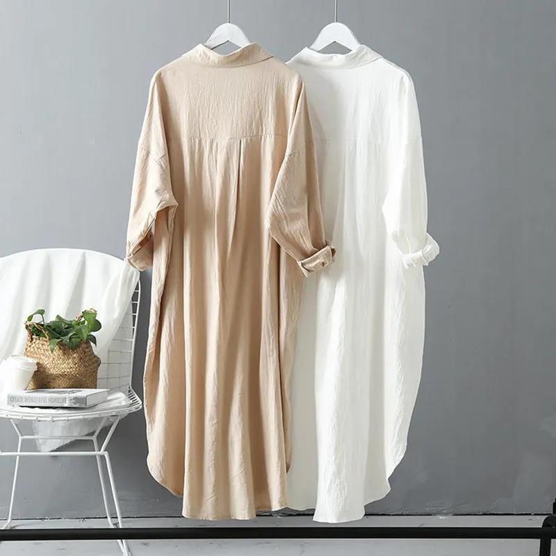 Classic Vintage Shirt with a Flattering Fit