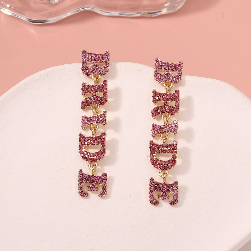 Hurmaava Korvarengas jokaiseen tilaisuuteen