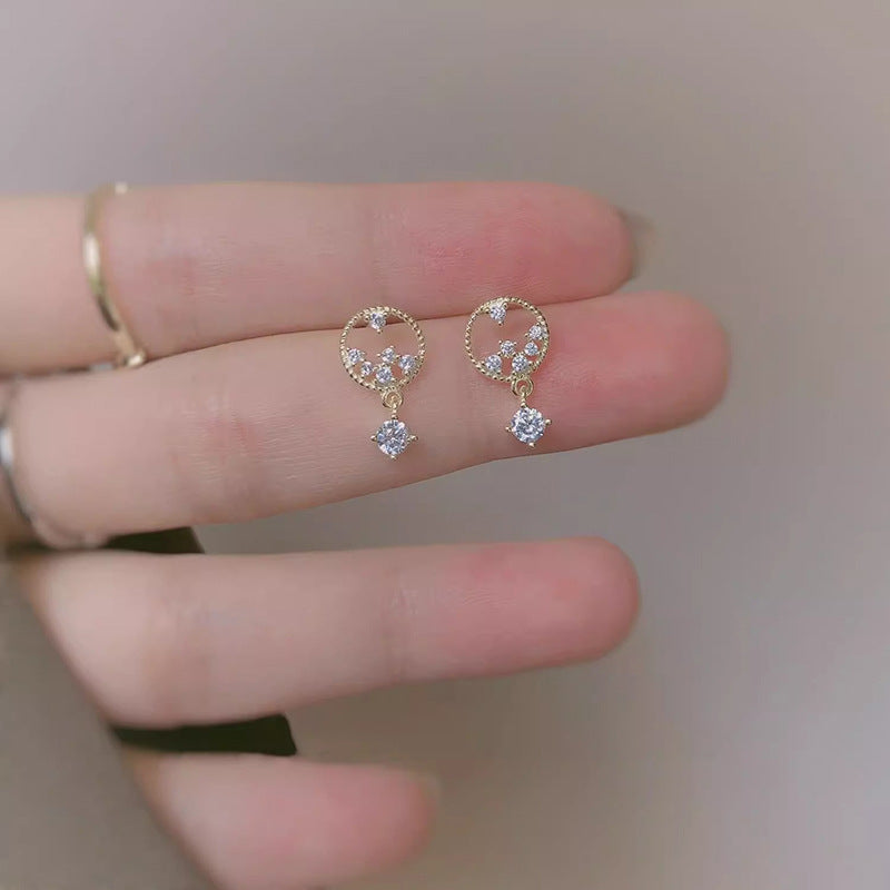 Elegantti Korvarengas jokaiseen tilaisuuteen