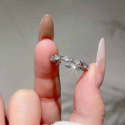 Elegantti Koru jokaiseen tilaisuuteen