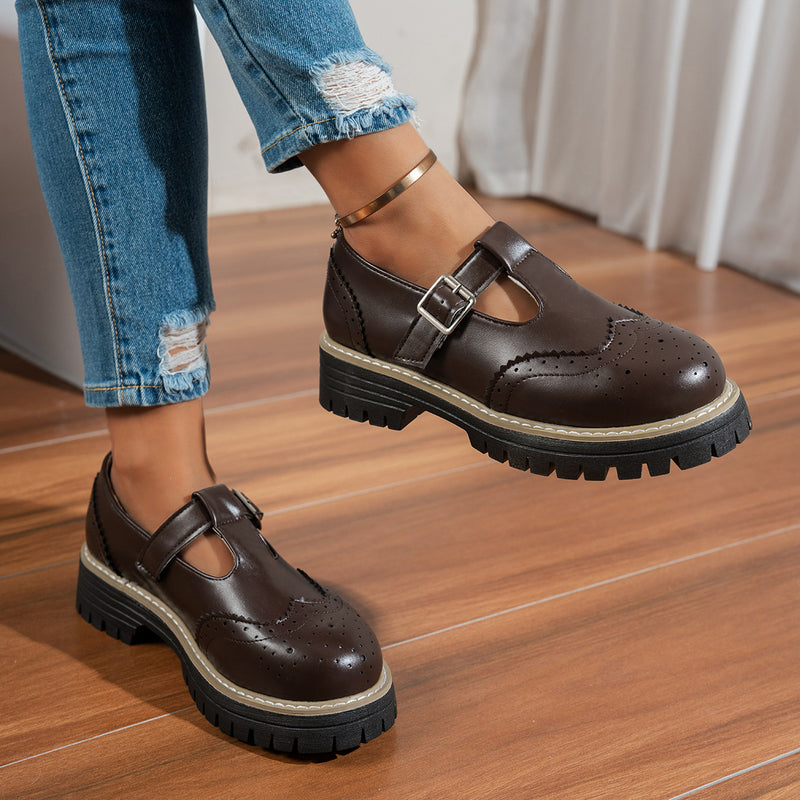 Sulavalinaiset Ortopediset Kengät Moderniin Tyyliin