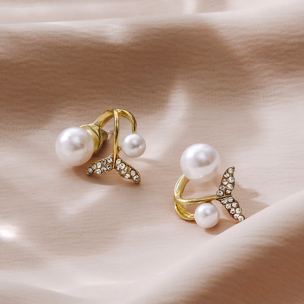 Hurmaava Kulta Korvarengas jokaiseen tilaisuuteen