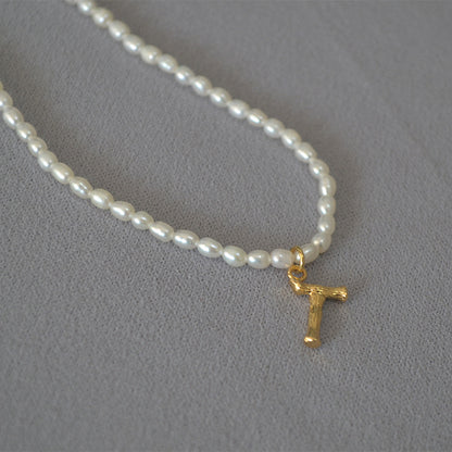 Hurmaava Helmi Kaulakoru jokaiseen tilaisuuteen