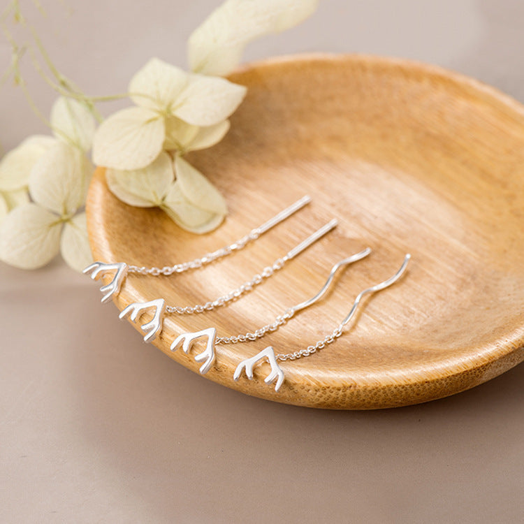 Klassinen Korvarengas ajattomalla viehätyksellä