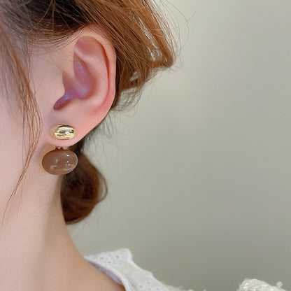 Klassinen Korvarengas ajattomalla viehätyksellä