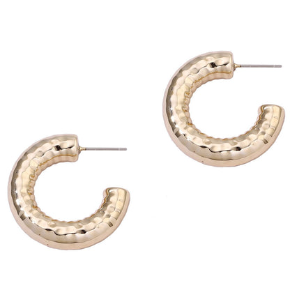 Klassinen Korvarengas ajattomalla viehätyksellä