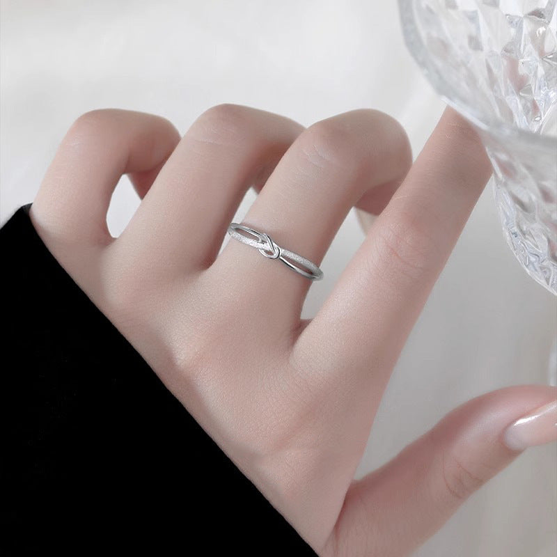 Romanttinen Sormus erityisiin hetkiin