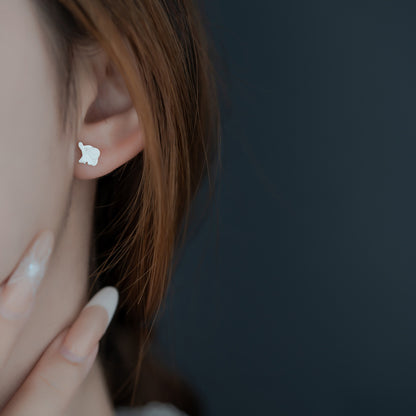 Klassinen Korvarengas ajattomalla viehätyksellä