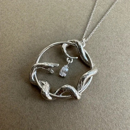 Hurmaava Koru jokaiseen tilaisuuteen