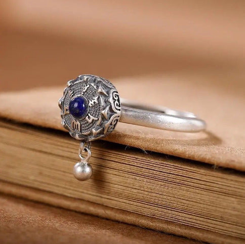 Elegantti Hopea Sormus jokaiseen tilaisuuteen