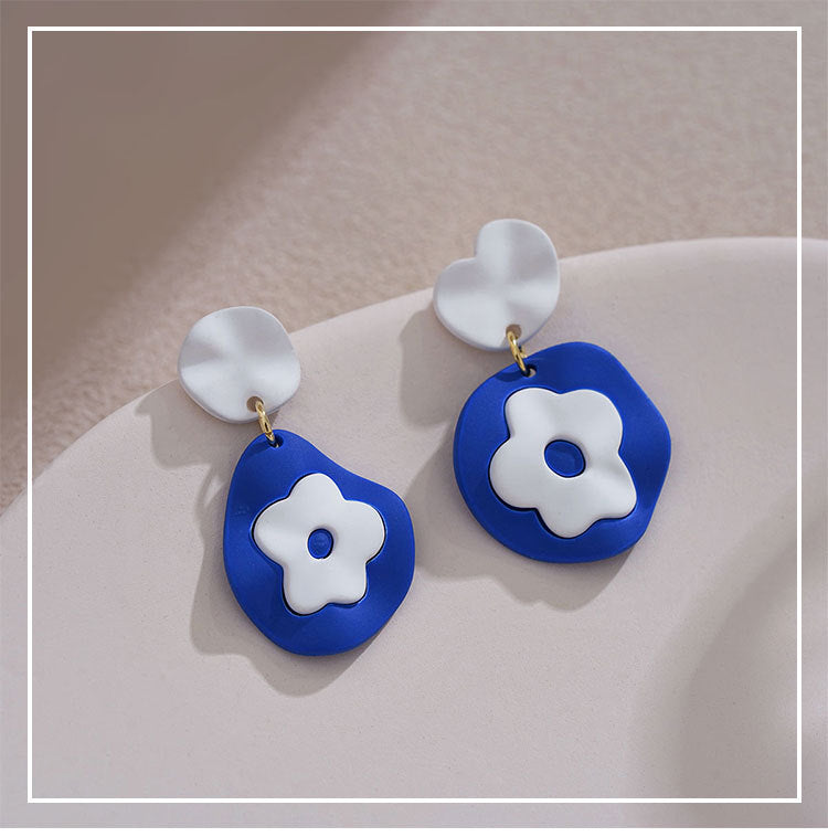 Käsintehty vintage Korvarengas