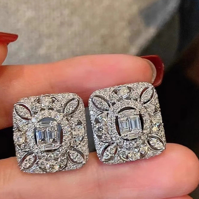 Elegantti Koru jokaiseen tilaisuuteen