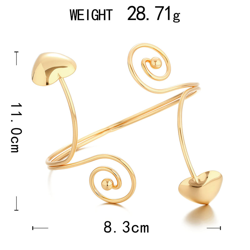 Kaunis Rannekoru ainutlaatuisella tyylillä