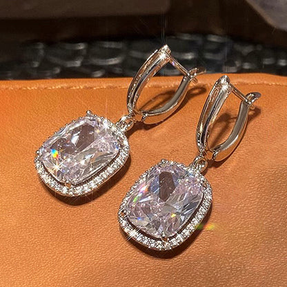 Romanttinen Korvarengas erityisiin hetkiin