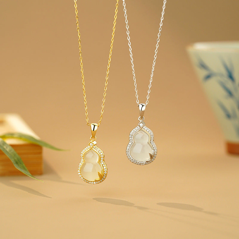 Elegantti Koru jokaiseen tilaisuuteen