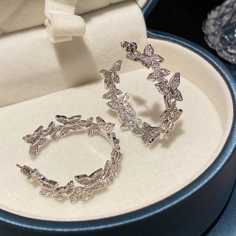 Käsintehty vintage Korvarengas