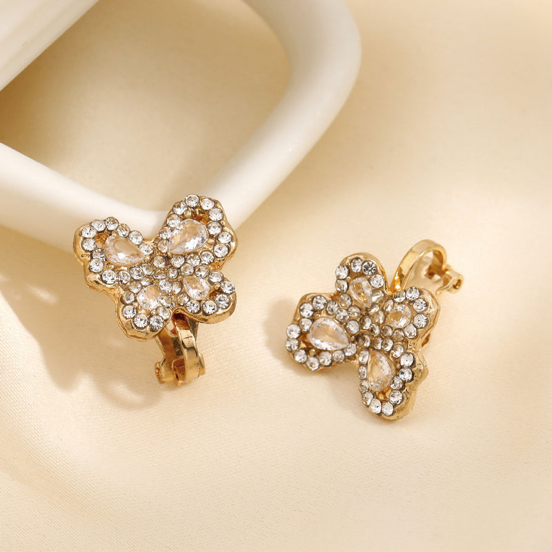 Klassinen Korvarengas ajattomalla viehätyksellä