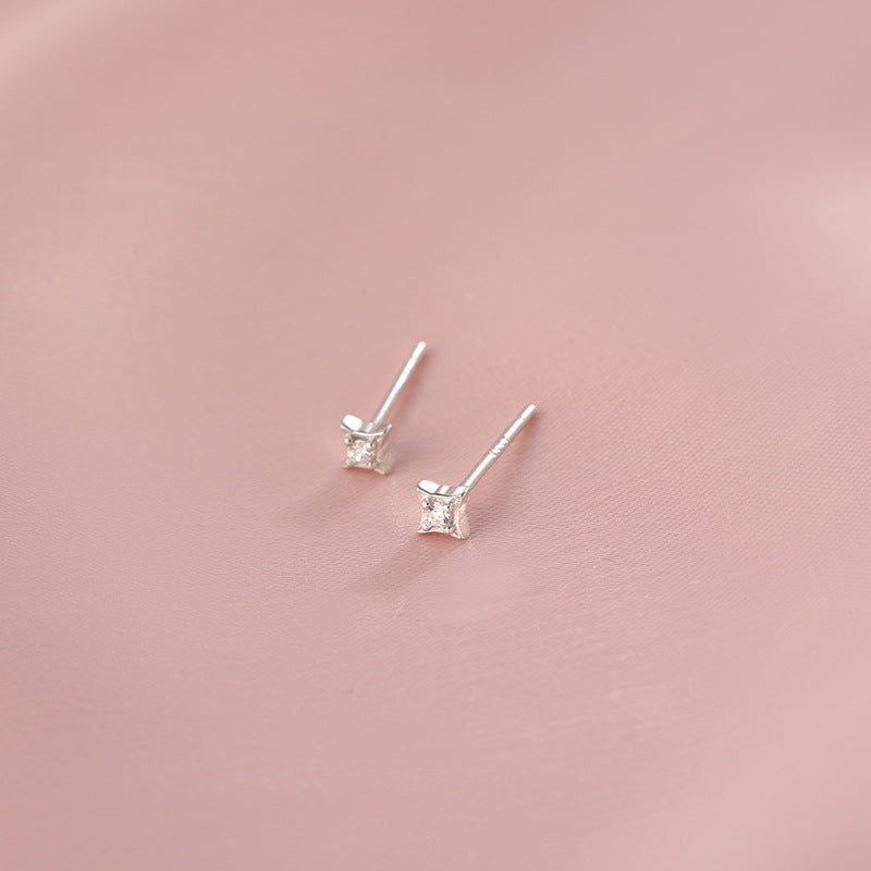 Käsintehty vintage Korvarengas