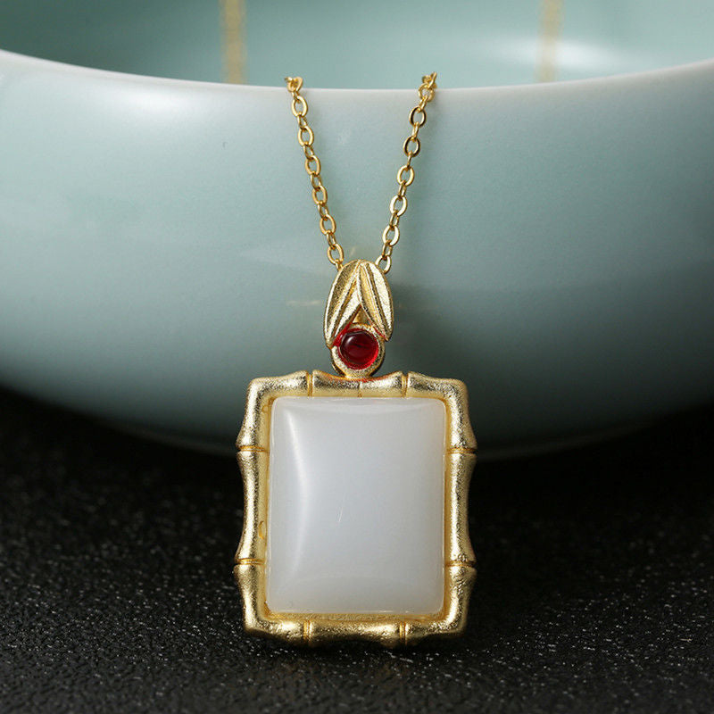 Romanttinen Kulta Kaulakoru erityisiin hetkiin