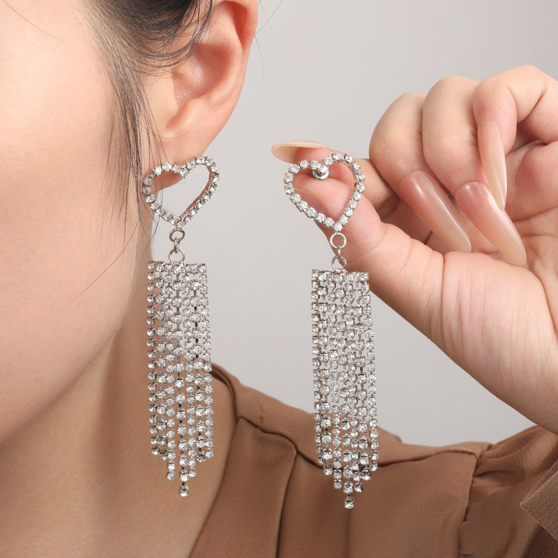 Elegantti Korvarengas jokaiseen tilaisuuteen