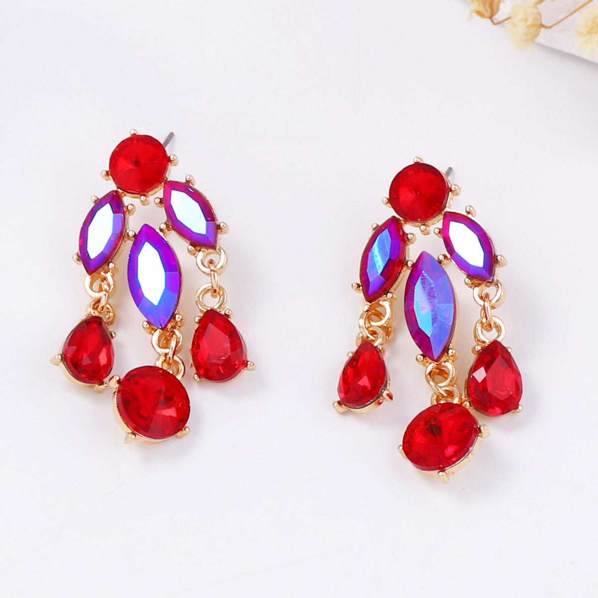 Elegantti Korvarengas jokaiseen tilaisuuteen