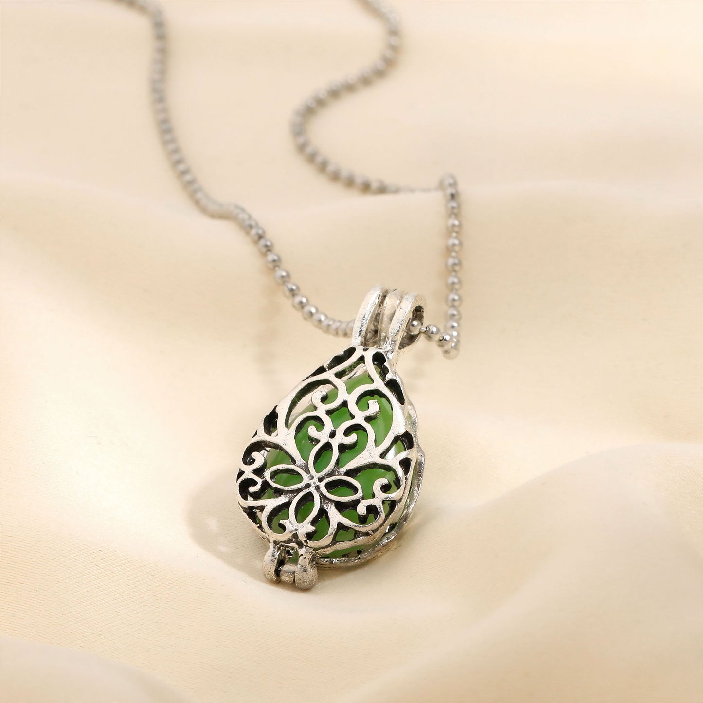 Upea Kaulakoru päivittäiseen käyttöön