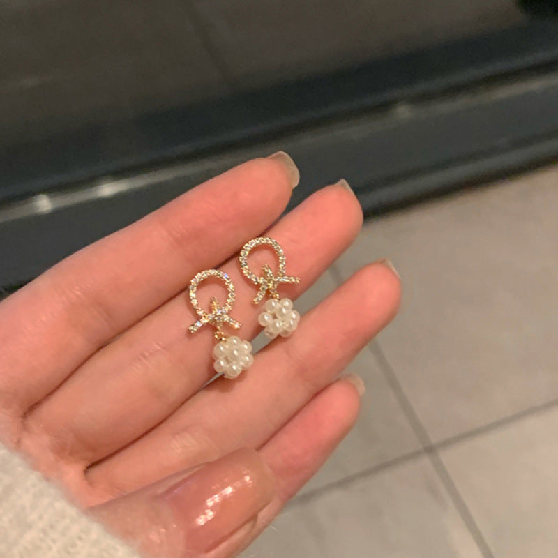 Hurmaava Hopea Korvarengas jokaiseen tilaisuuteen