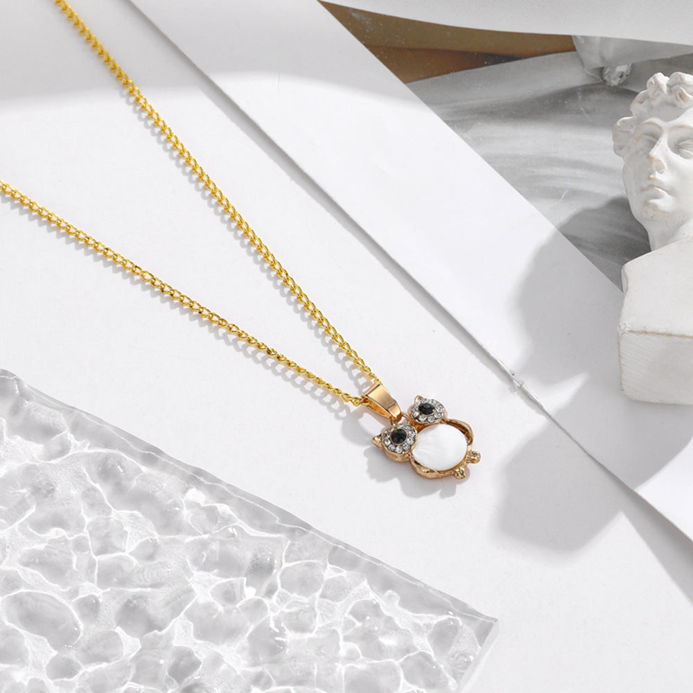 Käsintehty vintage Kaulakoru