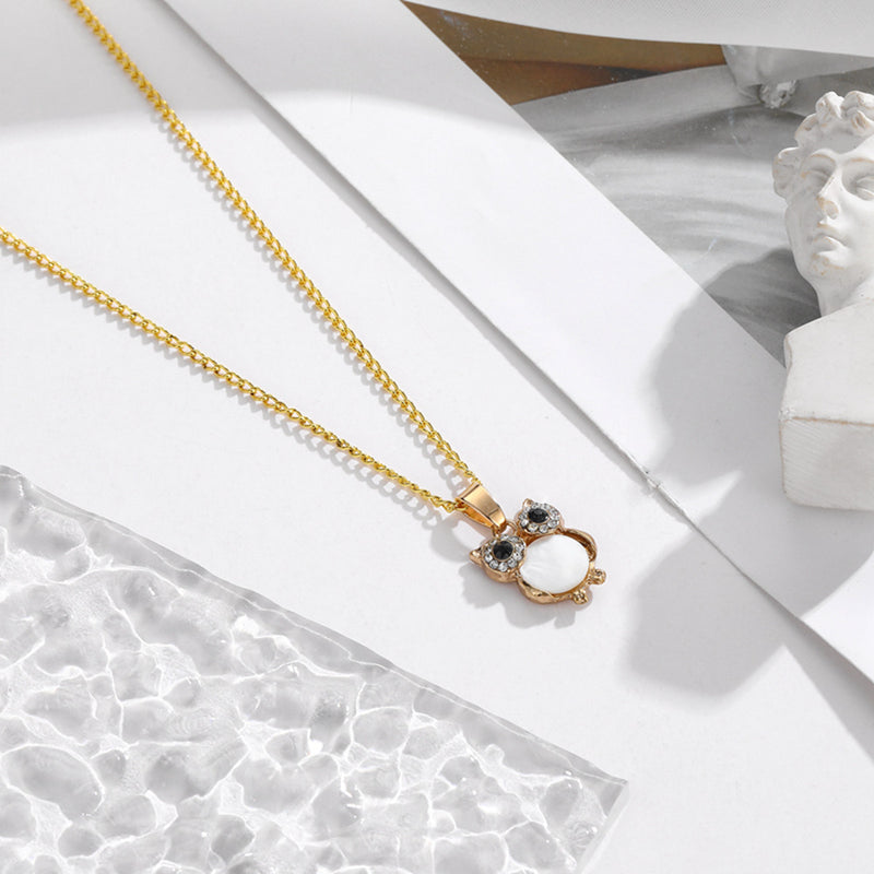 Käsintehty vintage Kaulakoru